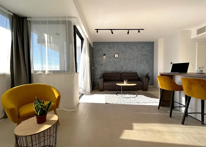 Sandi Hvar Apartments
