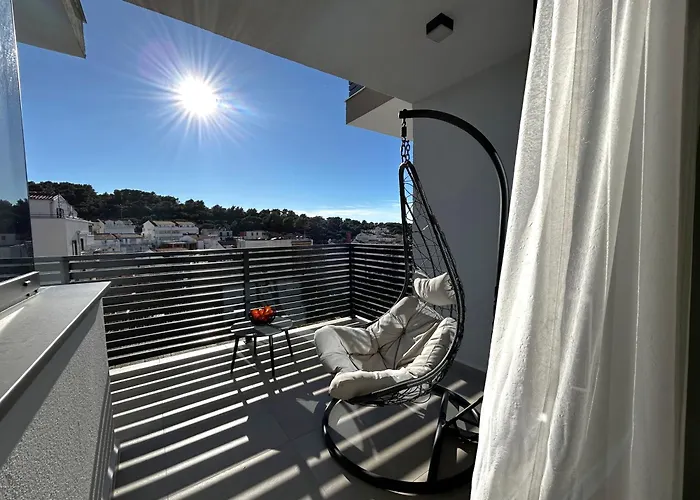 Sandi Hvar Apartments