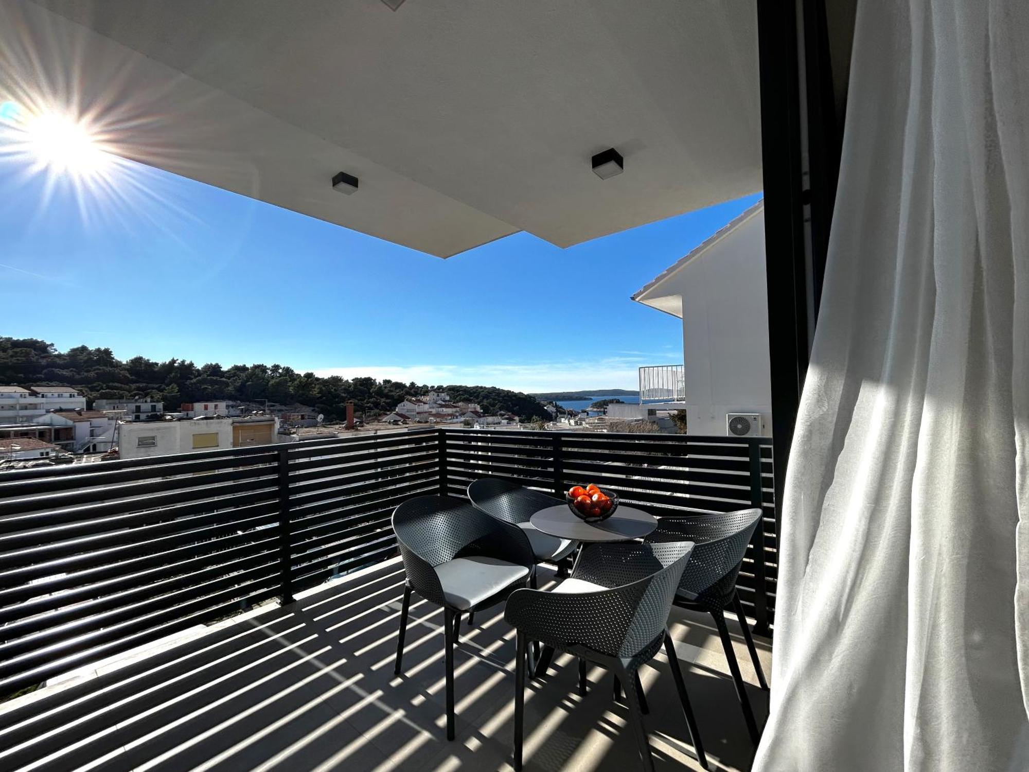 Apartment Sandi Hvar *