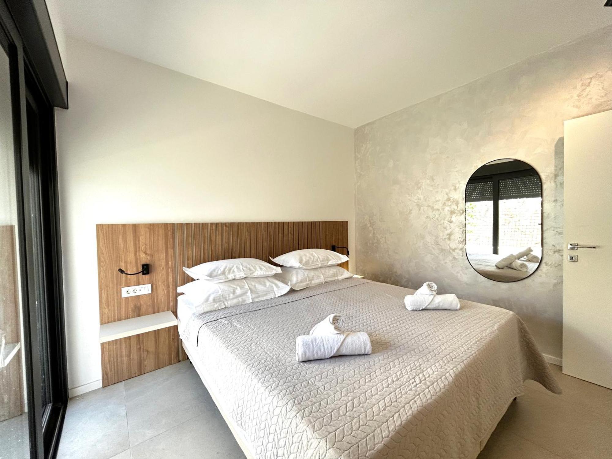 Apartment Sandi Hvar